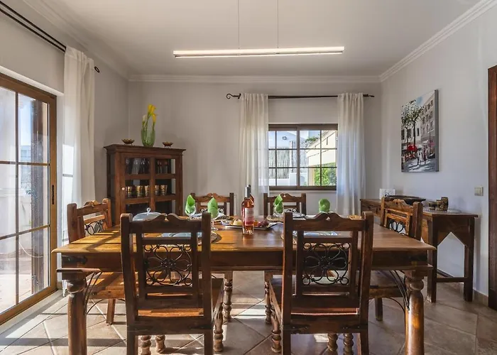 Mangas By Select Вилла Албуфейра