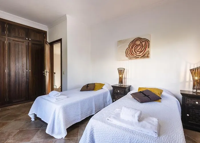 Mangas By Select Албуфейра